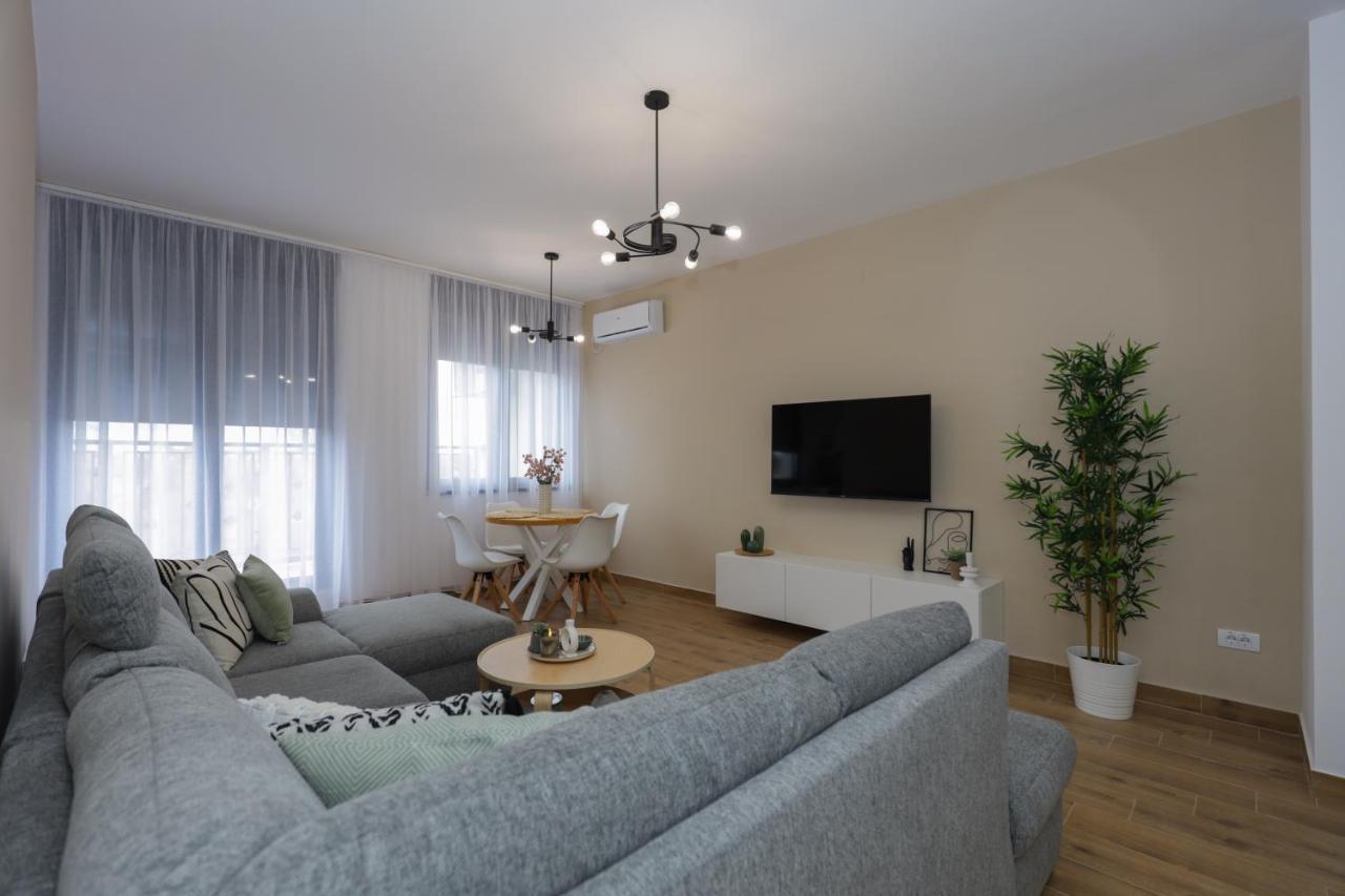North Views Luxury Apartment Суботица Екстериор снимка